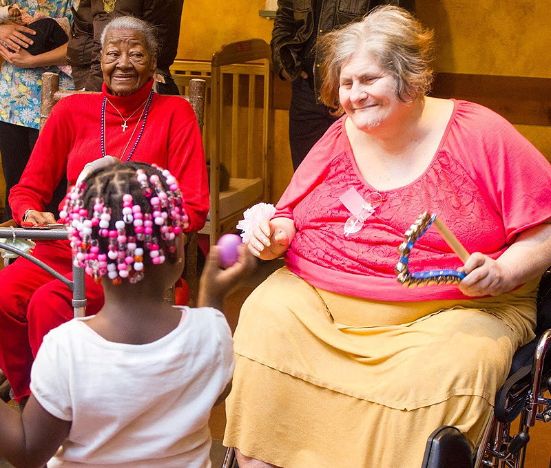 Intergenerational Care In Milwaukee | St. Ann Center